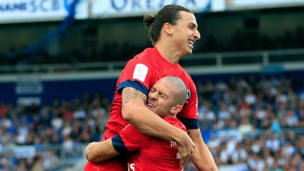 La joie d'Ibrahimovic et Menez (PASCAL POCHARD CASABIANCA / AFP)