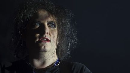 Robert Smith, leader de The Cure, sur la scène des Eurockéennes (30/06/2012)
 (Sébastien Bozon / AFP)