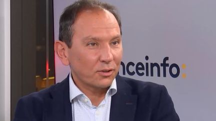 &nbsp;Simon Barbeau, le 11 novembre 2021, sur franceinfo. (FRANCEINFO / RADIOFRANCE)