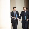 Laurent Saint-Martin et Antoine Armand, respectivement ministres du Budget et de l'Economie, le 31 octobre 2024, sur le perron de l'Elysée. (MAGALI COHEN / AFP)