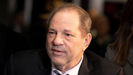 L'ancien producteur&nbsp;Harvey Weinstein, lors de son procès pour&nbsp;viols et agressions sexuelles, le 21 février 2020 à New York, aux Etats-Unis. (LUCAS JACKSON / REUTERS)