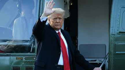 Donald Trump quitte la Maison Blanche, le 20 janvier 2021, à Washington DC. (MANDEL NGAN / AFP)