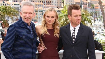 Trois membres du jury prennent la pose : Jean Paul Gaultier, Diane Kruger et Ewan McGregor
 (Matt Baron / BEImages/BEIMAGES/MAXPPP)