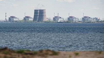 La centrale nucléaire de Zaporijjia (Ukraine), ici le 27 avril 2022. (ED JONES / AFP)