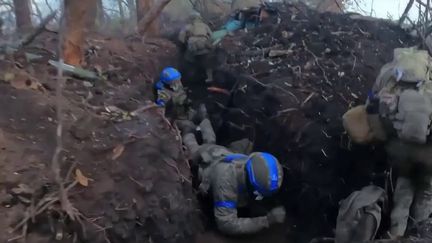 Guerre en Ukraine : sur le front de la bataille d'Avdiivka (France 2)