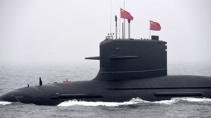 Le sous-marin nucléaire d'attaque Long March 15 dans la ville portuaire orientale de Qingdao, le 23 avril 2019. (KYODO / MAXPPP)