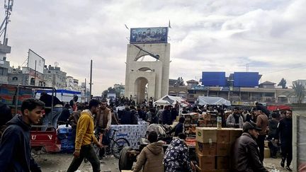 A market in the city of Rafah, February 17, 2024. (YOMIURI SHIMBUN / AFP)