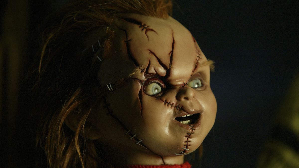 Chucky » : La poupée maléfique revient à la télévision plus méchante, drôle  et queer que jamais