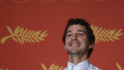 L'acteur Shia LaBeouf, photographié le 15 mai 2016 au Festival de Cannes, va s'isoler pendant un mois en Laponie.&nbsp; (YVES HERMAN / REUTERS)