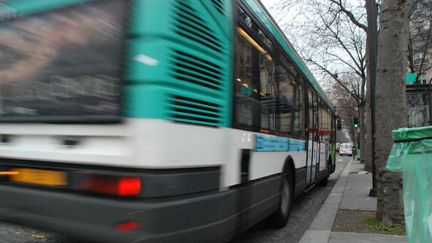 Un bus de la RATP à Paris. (illustration) (GILLES HALAIS / FRANCE-INFO)