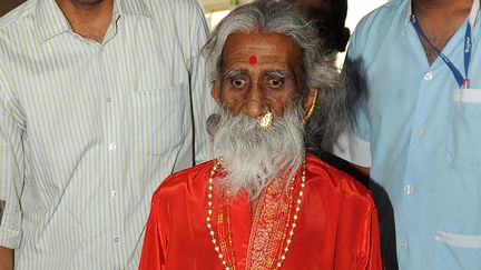 Prahlad Jani&nbsp;après une conférence de presse à Ahmedbad, le 6 mai 2010.&nbsp; (SAM PANTHAKY / AFP)