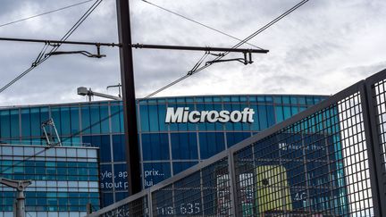 Le siège social de Microsoft France à Issy-les-Moulineaux (Hauts-de-Seine). (BRUNO LEVESQUE / MAXPPP)