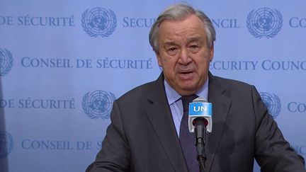 Les condamnations de l'invasion de l'Ukraine par la Russie font réagir partout dans le monde.&nbsp;L'Europe annonce déjà que de nouvelles sanctions seront prises contre Moscou. (FRANCE 2)