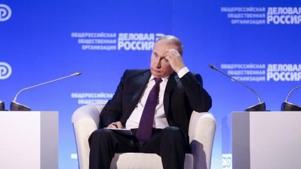 Vladimir Poutine au Forum du business russe à Moscou, le 26 mai 2015. (REUTERS/Maxim Zmeyev)