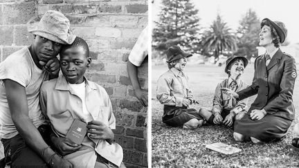 David Goldblatt, à gauche "Jeunes hommes montrant le dompas, pièce d'identité que tout Africain âgé de plus de 16 ans devait porter sur lui. White City, Jabavu, Soweto, Johannesburg, novembre 1972" -  A droite, "Réunion des voortrekkers dans le quartier de Whitfield, Boksburg, juin 1980", Courtesy David Goldblatt et Goodman Gallery Johannesburg et Cape Town
 (David Goldblatt et © David Goldblatt)