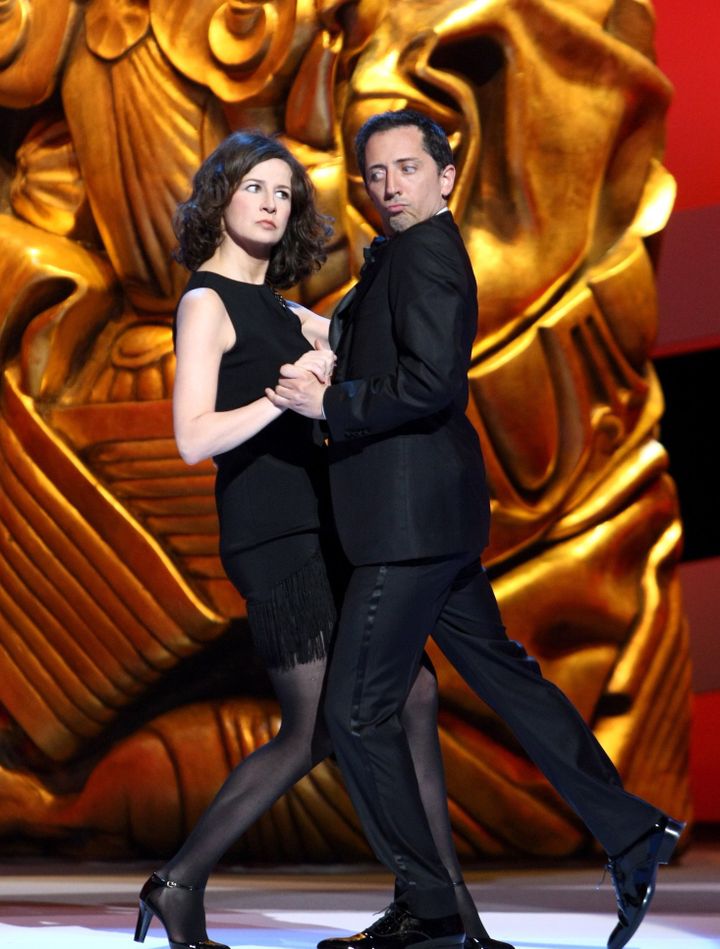 Valérie Lemercier et Gad Elmaleh lors de la remise des Césars au Théâtre du Châtelet en 2010
