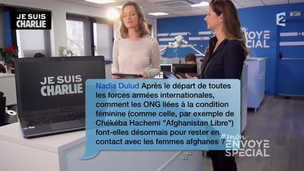 Guilaine Chenu et Fran&ccedil;oise Joly r&eacute;pondent aux internautes dans l'&eacute;mission du 10 janvier ( FRANCE 2 / FRANCE TV INFO )