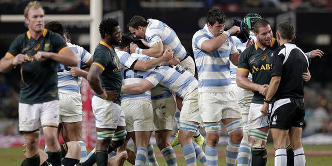 La joie des Argentins lors de leur victoire en Afrique du Sud lors du Four Nations 2015