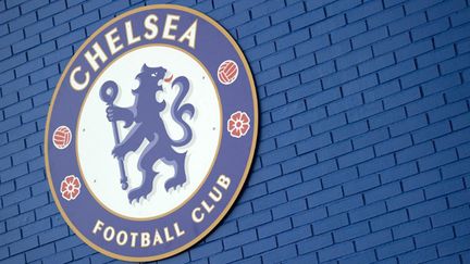 L'écusson du Chelsea FC (ADRIAN DENNIS / AFP)