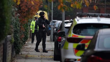 La police intervient après l'explosion d'un véhicule devant un hôpital de Liverpool, au Royaume-Uni, le 14 novembre 2021. (MAXPPP)