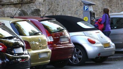 Seuls 35% des automobilistes français payent spontanément leur stationnement, selon un rapport. (MaxPPP)