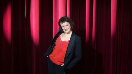 Le divorce, motif de rire pour Anne Roumanoff