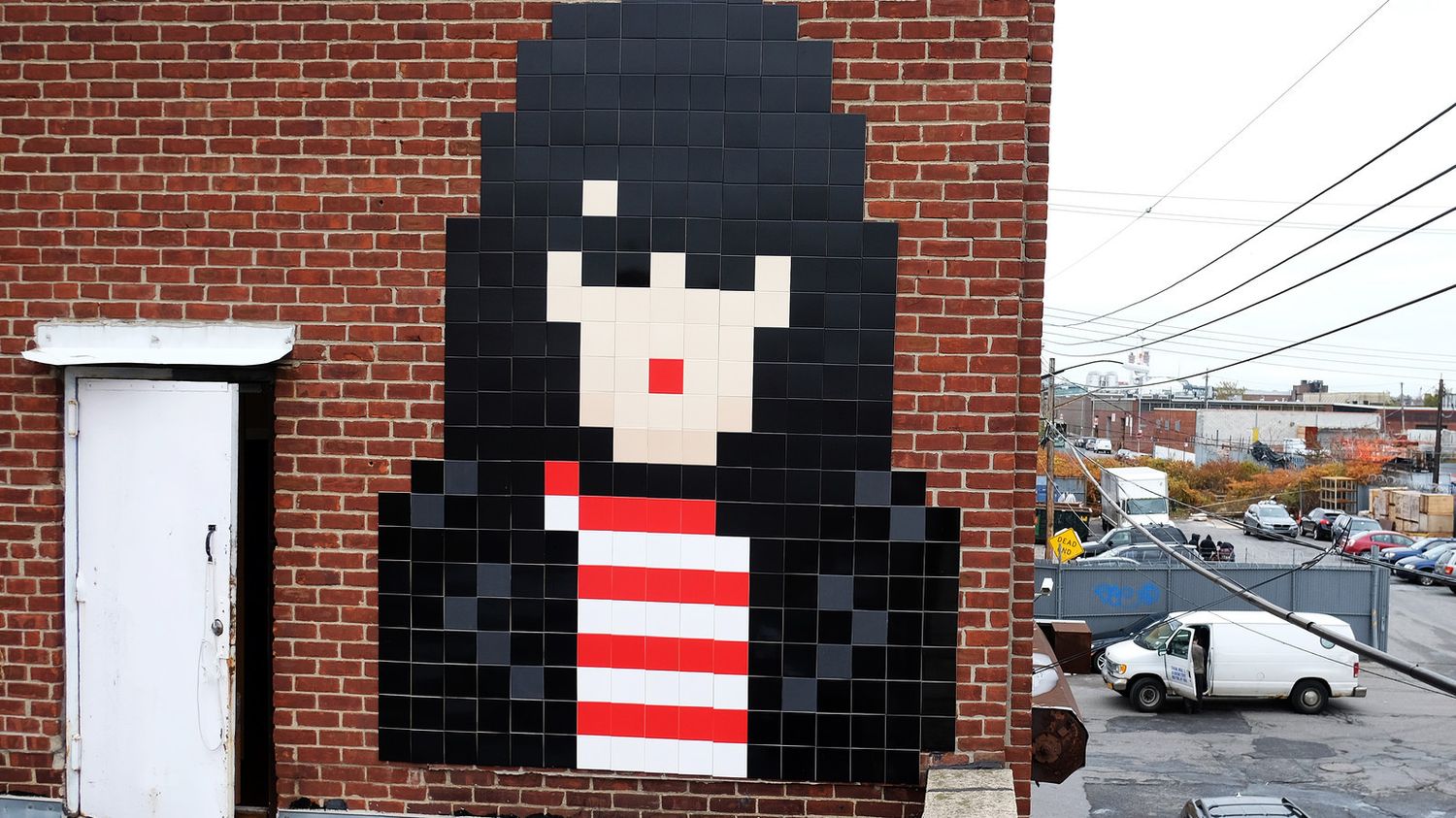 Street Art Invader Investit New York   Invader New York Joe Ramone 