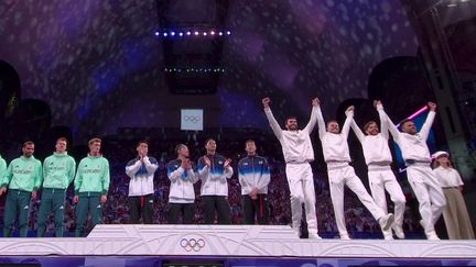 Abandon du Français Kevin Mayer, les demi-finales de ping-pong pour Félix Lebrun, la médaille de bronze de l'équipe de sabre... Le 20 Heures fait le point sur l'actualité des Jeux olympiques, jeudi 1er août.