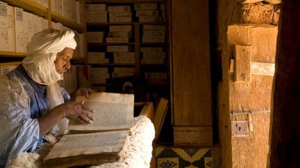 Dans une librairie privée à Chinguetti, en Mauritanie  (SUETONE EMILIO / HEMIS.FR / HEMIS)