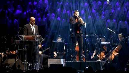 Oxmo Puccino et Ibrahim maalouf pendant les répétitions d"'Au Pays d'Alice"
 (France3/culturebox)