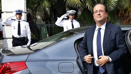 Fran&ccedil;ois Hollande arrive&nbsp;aux Jeux de la Francophonie, le 7 septembre 2013, &agrave; Nice (Alpes-Maritimes). (VALERY HACHE / AFP)