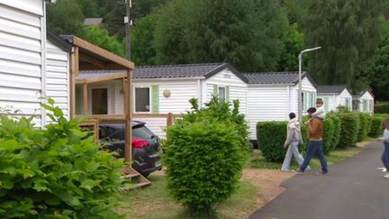 Puy-de-Dôme :&nbsp;les réservations de camping font le&nbsp;plein (France 3)