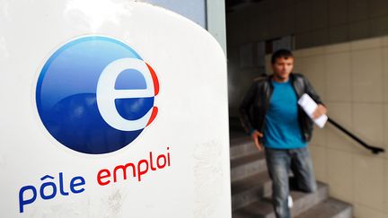 Le ch&ocirc;mage a touch&eacute; 26 000 personnes de plus en septembre 2011, selon les chiffres publi&eacute;s le 26 octobre 2011. (PHILIPPE HUGUEN / AFP)