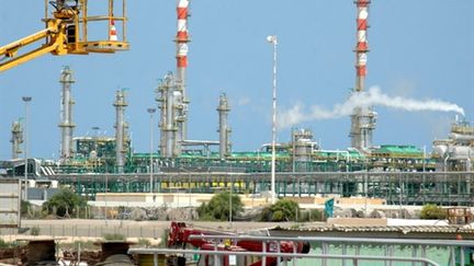 Vue générale des installations gazières et pétrolières à Tripoli. (AFP PHOTO/MAHMUD TURKIA)