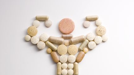 Un bodybuilder fabriqu&eacute; avec des m&eacute;dicaments.&nbsp; (GETTY IMAGES)