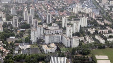 Vue aérienne de La Courneuve, en juillet 2010. (AFP/JACQUES DEMARTHON)