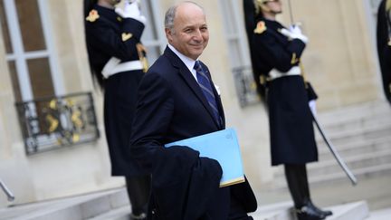 Le ministre des Affaires &eacute;trang&egrave;res Laurent Fabius, &agrave; l'Elys&eacute;e, le 3 janvier 2014. (LIONEL BONAVENTURE / AFP)