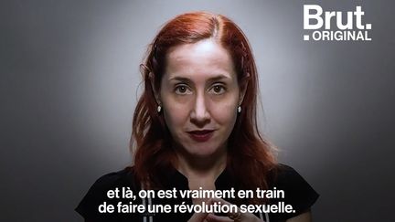 S'extraire du genre, des idées reçues sur l'orgasme féminin et masculin et repenser entièrement nos rapports. C'est ce que propose Maïa Mazaurette dans son livre "Sortir du trou". Elle raconte.