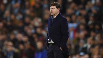 L'entraîneur du PSG Mauricio Pochettino durant le match de Ligue des champions entre Manchester City et Paris, le 24 novembre 2021. (OLI SCARFF / AFP)