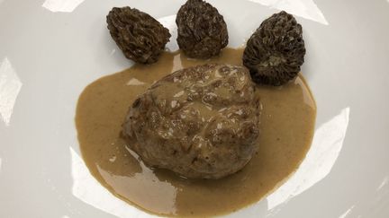 Ris de veau aux morilles de Pierre Orsi. (RF / BERNARD THOMASSON)