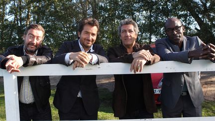 Philippe Duquesne, Edouard Baer, Alain Chabat et&nbsp;Lucien Jean-Baptiste, la bande d'amis de&nbsp;"Turf", de Fabien Onteniente. (PATHÉ DISTRIBUTION)