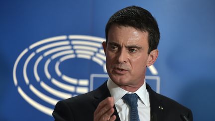 Valls juge "insupportable" que le renseignement français puisse être utilisé en dehors de ses objectifs dédiés