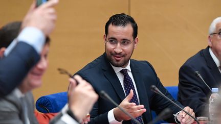 Alexandre Benalla, le 19 septembre 2018, lors de son audition devant la commission d'enquête du Sénat, à Paris. (BERTRAND GUAY / AFP)