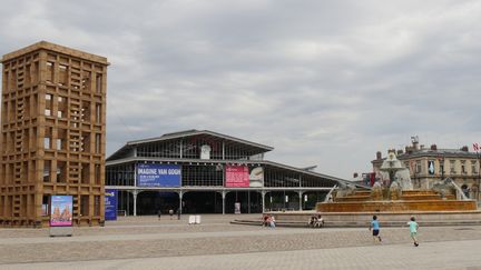 Du 17 au 30 juillet 2017, la "Ville éphémère" est à construire et découvrir sur la place de la fontaine aux lions, à La Villette (XIXe)
 (Elise Koutnouyan / Culturebox)