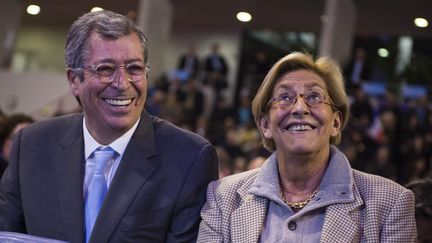 Le maire de Levallois-Perret (Hauts-de-Seine), Patrick Balkany et sa femme Isabelle, le 3 décembre 2015. (LIONEL BONAVENTURE / AFP)