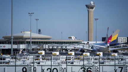 L'aéroport Roissy Charles-de-Gaulle, dans le Val-d'Oise, le 6 août 2018. (JOEL SAGET / AFP)