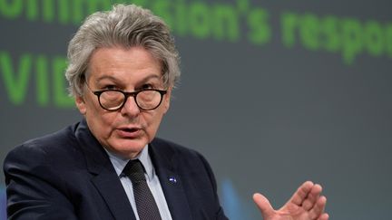 Le Commissaire européen au Marché intérieur, Thierry Breton, lors d'une conférence de presse à Bruxelles (Belgique), le 16 mars 2021. (THIERRY MONASSE / HANS LUCAS / AFP)