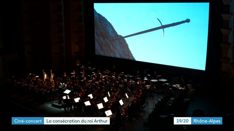 Cine-concert "Kaamelott: First part" in Lyon (France 3 Rhône-Alpes)