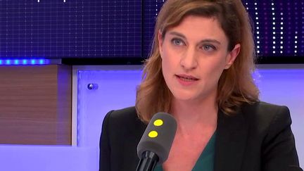 Juliette Méadel, membre de la direction du PS, était l'invité de "Tout est politique", jeudi 28 septembre sur franceinfo. (FRANCEINFO)