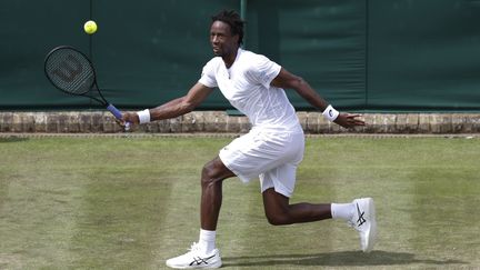 Gaël Monfils (ADRIAN DENNIS / AFP)